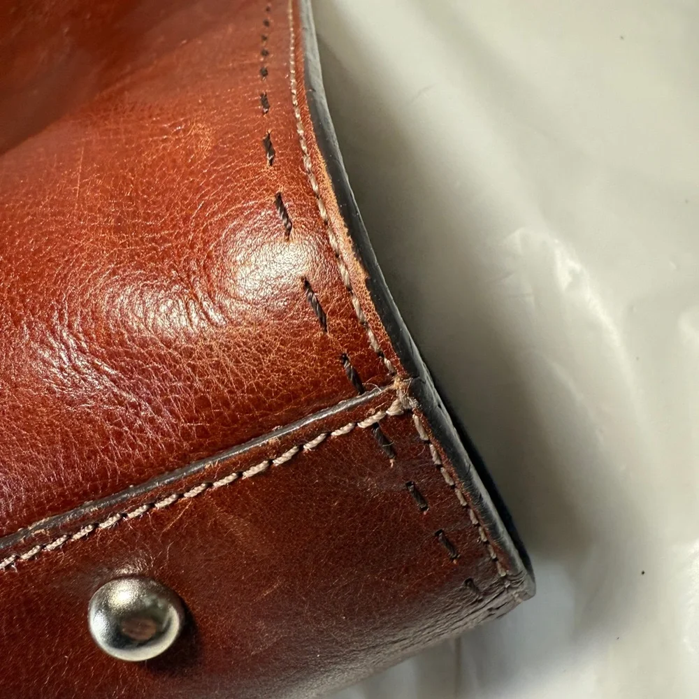 Fossil Brown Leather Shoulder Bag - Picture 11 of 15